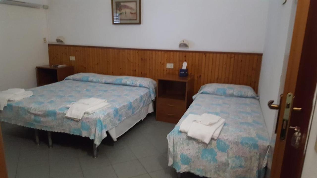 Hotel Villa Claudio Marina di Massa Zewnętrze zdjęcie
