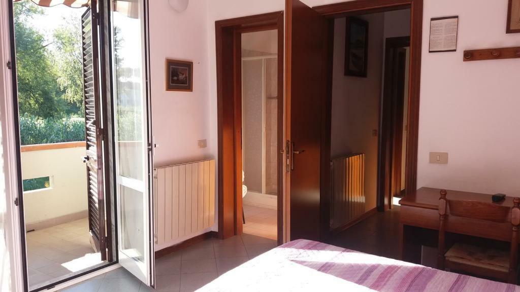 Hotel Villa Claudio Marina di Massa Zewnętrze zdjęcie